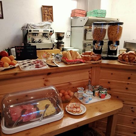 Hôtel Restaurant Glaizette LʼArgentière-la-Bessée Extérieur photo