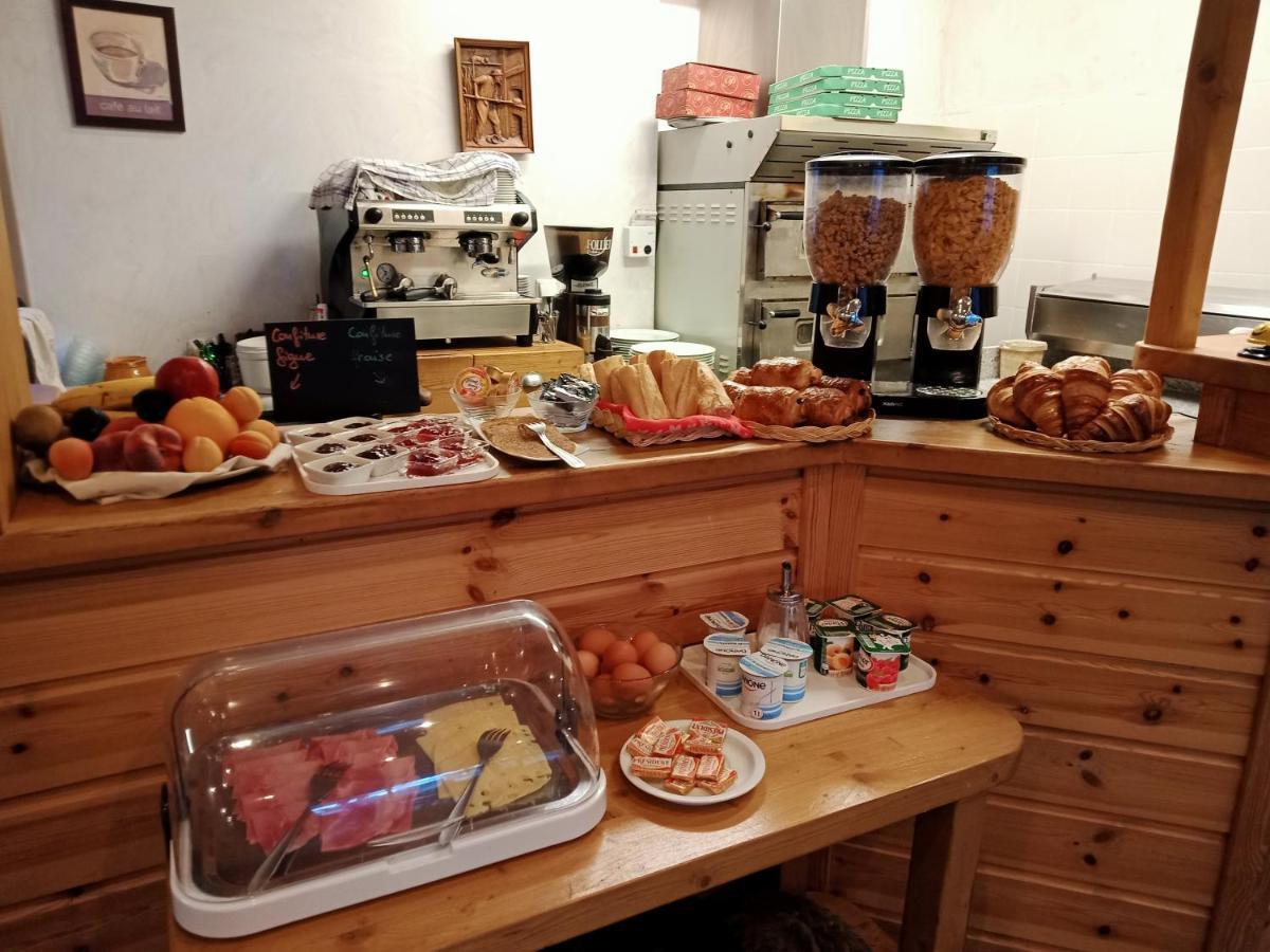 Hôtel Restaurant Glaizette LʼArgentière-la-Bessée Extérieur photo