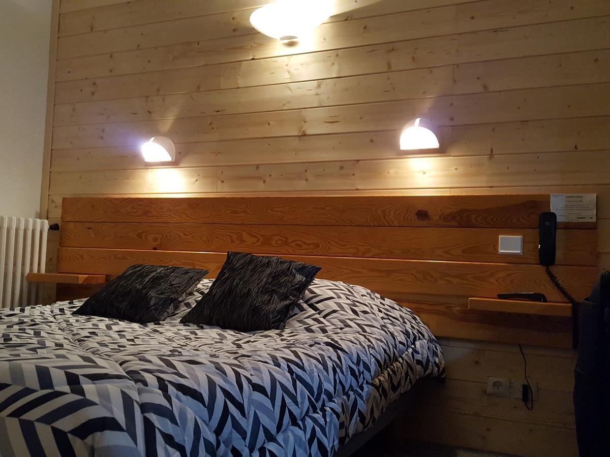 Hôtel Restaurant Glaizette LʼArgentière-la-Bessée Extérieur photo